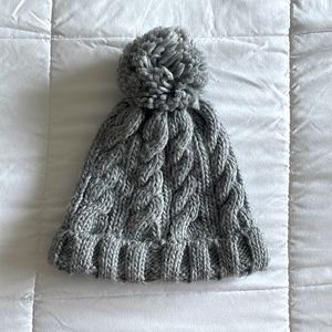 H&M Gray Knit Beanie + Puff